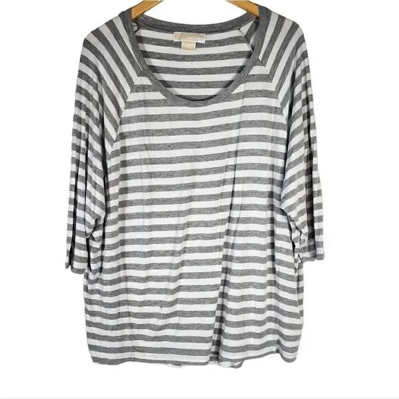MICHAEL KORS WOMEN'S  GREY/WHITE STRIPED 3/4 SLEEVE TEE 0x - Picture 1 of 8